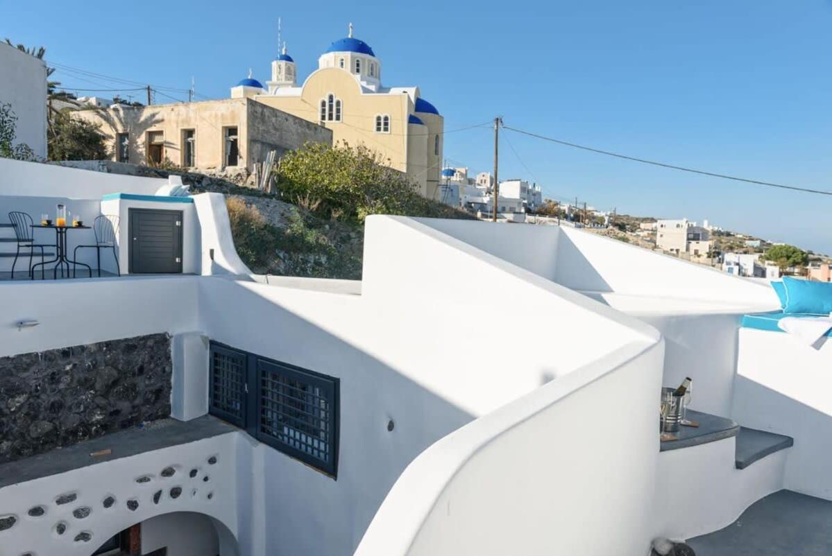 Apartmán Santorini Traditional Apt With Private Hot Tub Fira  Exteriér fotografie